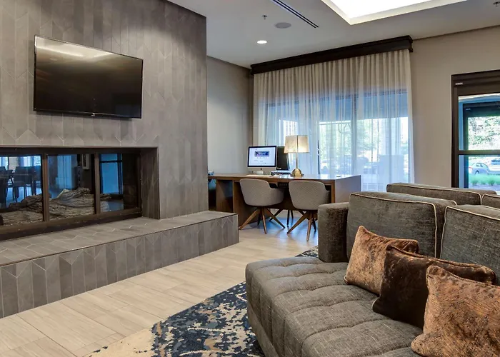 Doubletree By Hilton Harrisonburg