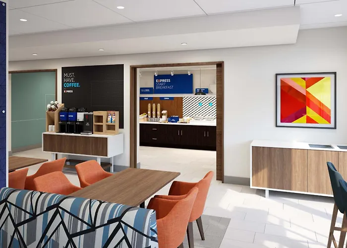 Holiday Inn Express & Suites - Harrisonburg University Area By Ihg